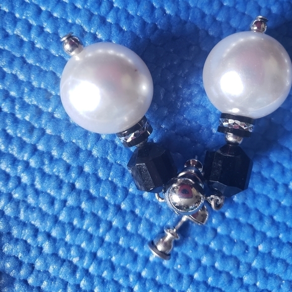 HP. Necklace Set - Picture 7 of 10